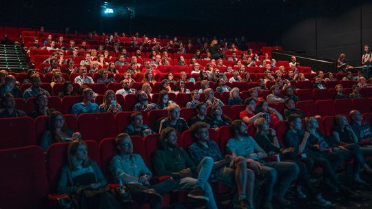 Polecane horrory online - gdzie obejrzeć najlepsze produkcje?